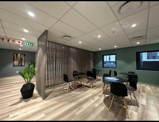 130M² CO-WORKING SPACE TO LET IN CENTURION CENTRAL
